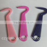 Plastic Horse Hoof Pick thumbnail-1