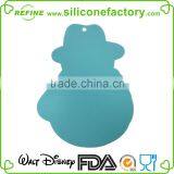 100% Food Grade Heat Resistant Silicone Pad Mat/ Coaster With Snowman Style thumbnail-3