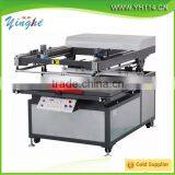 Special flat screen printing machine with safety device and vacuum table