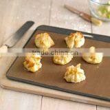 Non-stick Reusable PTFE Baking Tray Liner, Keep Oven Clean thumbnail-2