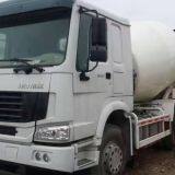 Right Hand Driving/10 Cubic Metre /Sinotruk /HOWO/ Cement /mix Truk/ for Sale thumbnail-3