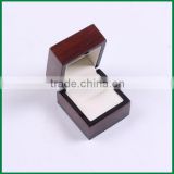 China Jewelry Packaging Manufactory,High Quality Luxury Wooden Ring Box, Custom Black Lacquer MDF Wooden Jewelry Box