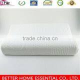 2014 Hot Sale Comfortable and Breathable Natural Latex Pillow thumbnail-3