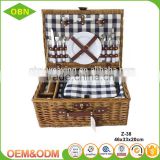 Customized handmade nature Insulating interlayer empty mini willow wicker picnic basket set for 2 person