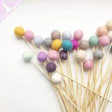 Christmas Wool Ball thumbnail-2