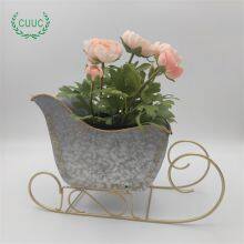 Christmas Sleigh Shaped Planter thumbnail-2