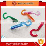 2pcs Multifunctional Small Clips and Hanger Hooks 2 in 1 thumbnail-1