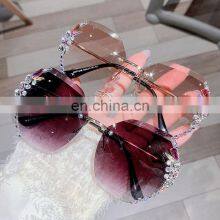 2022 Wholesale New Arrivals Fashion Design Oversized Square Frame Women Diamond Crystal Sunglasses thumbnail-2