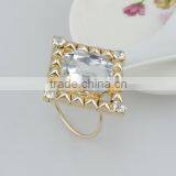 Fashionable Big Diamond Crystal Square Shape Metal Alloy Napkin Ring thumbnail-2