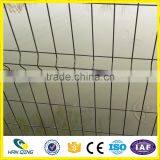 Low Carbon Steel Wire With 50mmX200mm Opening Bending Wire Mesh Fencing