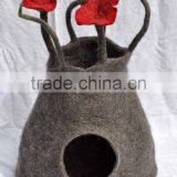 Best Selling Eco-friendly High Rise Flower Design Warm Felt Cat House thumbnail-1