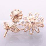 Fashion Elegant Women Flower Brooch Gold Plated Crystal Brooch Mother's Day Gift / thumbnail-2