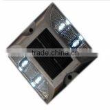 Best Price 105mm Square Aluminum High Brightness LED Solar Cat Eye Road Reflector thumbnail-4