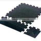 Interlock Rubber Floor Mat thumbnail-2