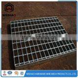 Road Trench Drain Galvanized Steel Grating thumbnail-1