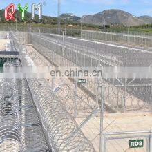 High Quality Airport Use BTO & CBT Type Concertina Razor Wire thumbnail-3