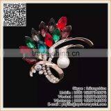 Color Crystal Diamond Cereals Brooch Big Pearl Brooch Pin thumbnail-1