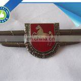 Custom Wing Shape Antique Silver Transparent Hard Enamel Car Badge thumbnail-1