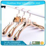 wholesales plastic hangers and plastic clothes hangers