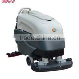 Double brush automatic floor sweeper
