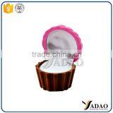 Pink Cute Cake Velvet Gift Box for Jewelry Packaging Box thumbnail-5