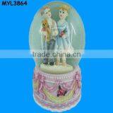 Custom Boy&girl Resin Water Globe Wedding Gifts thumbnail-1