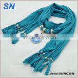 Silver Round Resin Pendant Scarves thumbnail-1