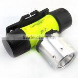 Waterproof T6 Diving Headlamp Light 10w LED Headlights Diving Flashlight Charging thumbnail-2