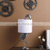 Creative Red-crowned Crane Animal Shape Custom Logo Resin Vintage Table Lamps for Office