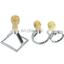 Professional Stainless Steel Pizza Cutter Wheel And Ravioli Cutter thumbnail-2