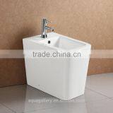 Hot and Cold Simple Water Bidet thumbnail-1