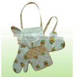 3-piece (Apron + 2 Potholders) Kitchen Textile Set thumbnail-3