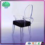 Мебель в стиле середины века. Антиковый кресло с подлокотниками из люцита для гостиной с прозрачными ножками из акрила. thumbnail-1