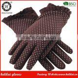 Helilai ODM Factory Winter Women's Lovely Fabric Gloves with Ruffle Cuff