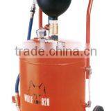 Pneumatic Oil Injector