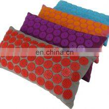 Organic Cotton Canvas Plastic Acupressure Spike Neck Pillow thumbnail-1