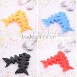 Cute Silicone Headset Wire Winder in Fishbone Shape thumbnail-5
