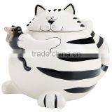 chubby hand-painted cat dolomite teapot