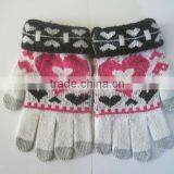 Fashion Touchscreen Gloves thumbnail-1
