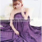 2015 Hot Sale 100% Polyester Wholesale Hometextile Bedding Set Twin King Full Queen Size Warm Glossy Line Coral Fleece Blanket thumbnail-4