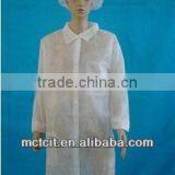Disposable Non-woven Customized Breathable Lab Coat With Knitted Collar & Elastic Cuff & Pockets