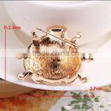 Red Enamel Crystal Ladybird Design Brooch High Quality Women Ladybird Brooch for Valentine's Gift 2017 thumbnail-4