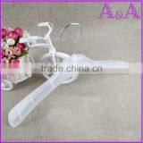 Customized Logo Clothes Hanger Gold Large Plastic Hanger thumbnail-5