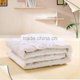 White Goose Down and Feather Filling Mattress Topper Mattress Pad thumbnail-5