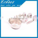 Plunging Measuring Cup