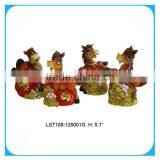 2014 New Year Ornamental Horse thumbnail-1