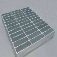 Galvanized Steel Grating 30mm Bearing Bar Spacing for Heavy Load Areas thumbnail-1