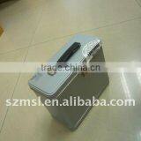 Metal Lunch Tin With Plastic Handle/Lock thumbnail-1