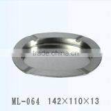 Gold Varnish Ashtray Tin thumbnail-2