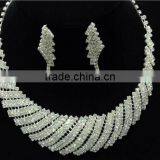 2016 High End Bridal Jewelry Set Shining Crystal Necklace and Earrings White Crystal Necklace and Earrings thumbnail-4